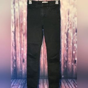 Madewell - Size 24 - Roadtripper Black Skinny Jeans - GUC